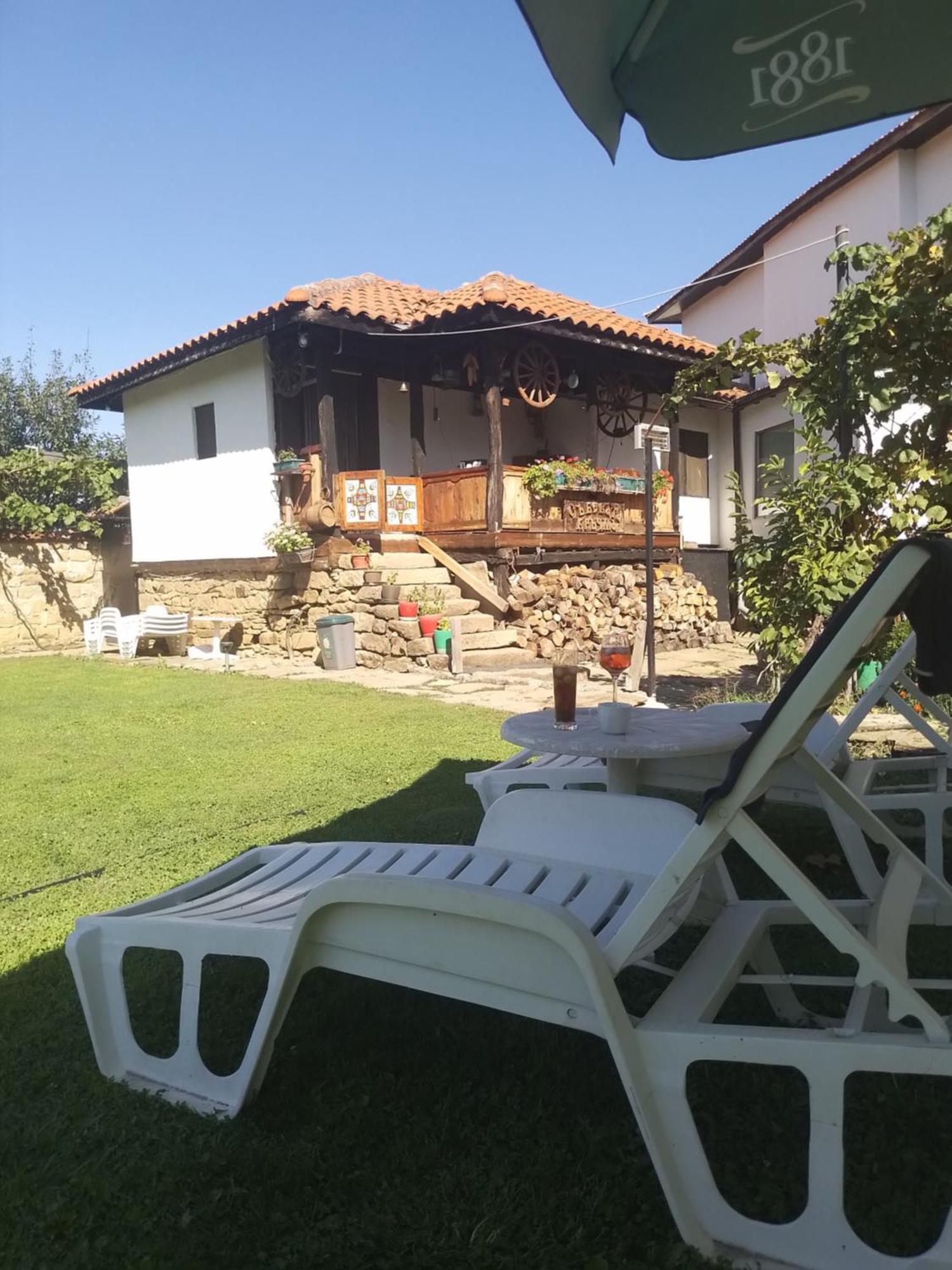 Събевата къща Hotel Sinio Burdo Екстериор снимка