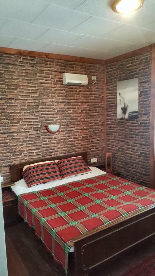 Събевата къща Hotel Sinio Burdo Екстериор снимка