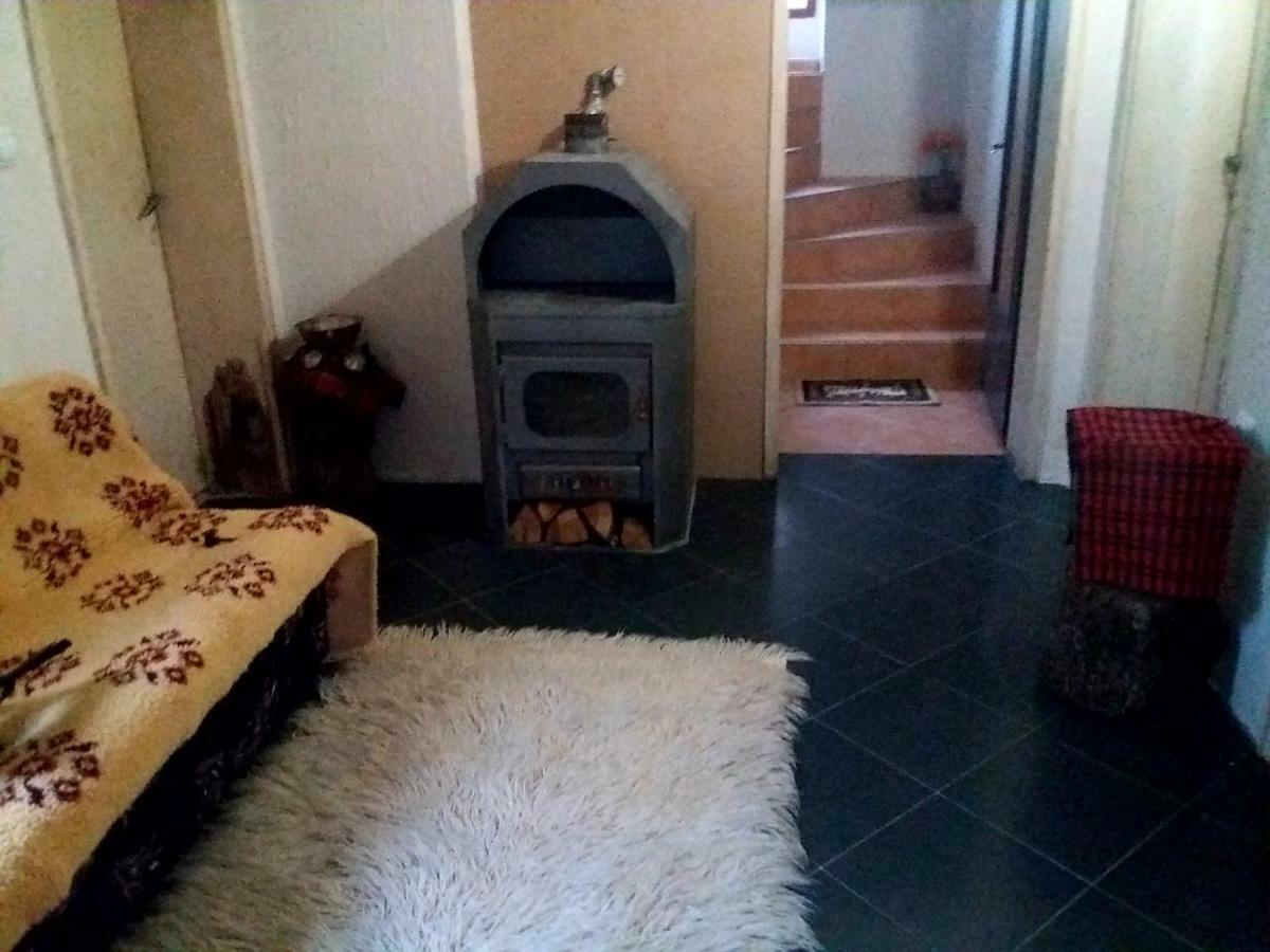 Събевата къща Hotel Sinio Burdo Екстериор снимка