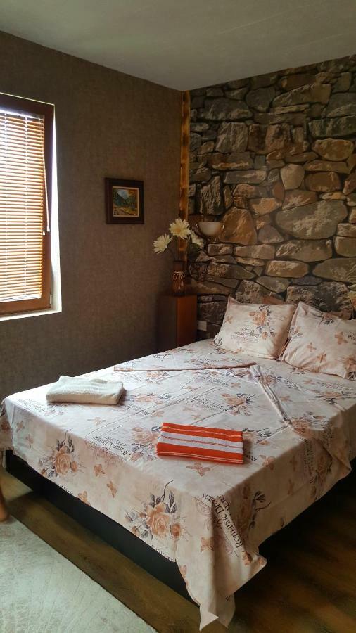 Събевата къща Hotel Sinio Burdo Екстериор снимка